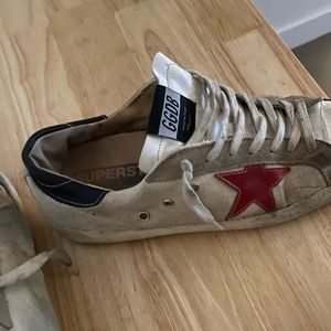 Men golden goose size 44! Worn condition but still great! Love these shoes